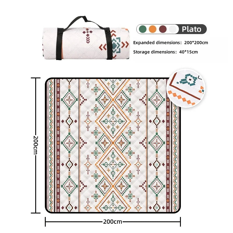 Outdoor picnic mat is a hand-held luggage protection and moisture-proof camping blanket